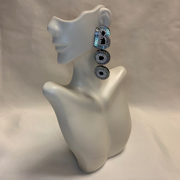 NWT! Cool Halloween Seed Bead and Sequin BOO Post Dangle Earrings! - Picture 4 of 4